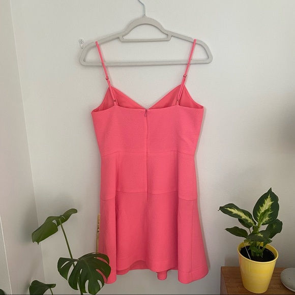 Black Halo A-Line dress in bright pink - size 6 - Picture 5 of 6